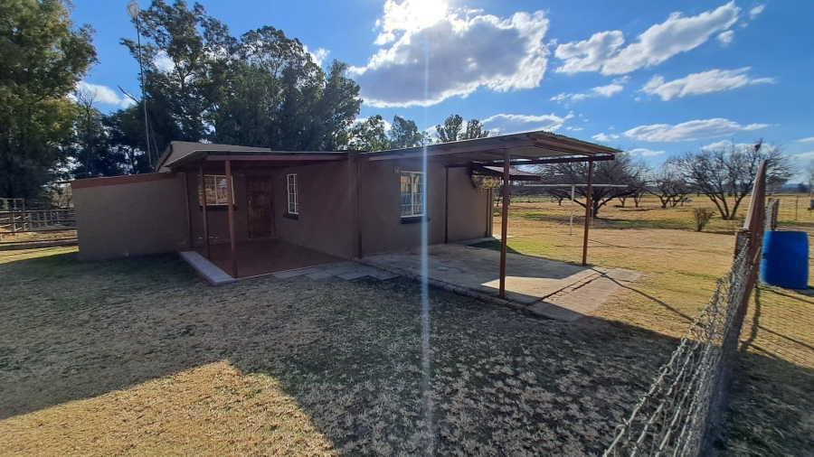 8 Bedroom Property for Sale in Potchefstroom Rural North West